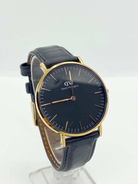 【稼働品】Daniel Wellington Classic 36mm クラシック ブラック×ゴールド レザーベルト クォーツ北欧