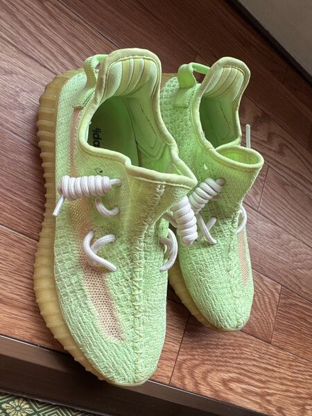 adidas Yeezy Boost 350 V2 Sulfur sz24