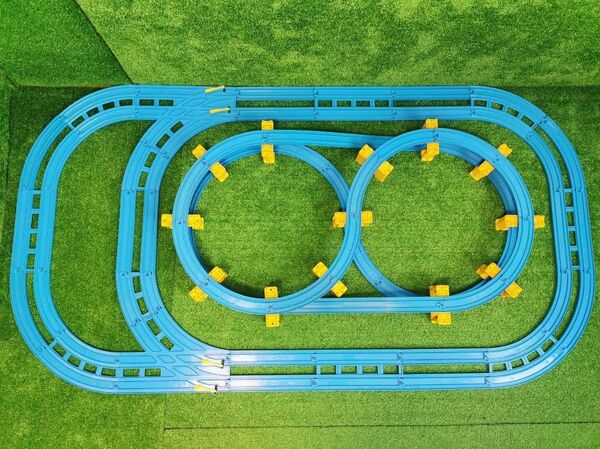 プラレール 複線ターンアウトレール タワー ベージックE レイアウト セット