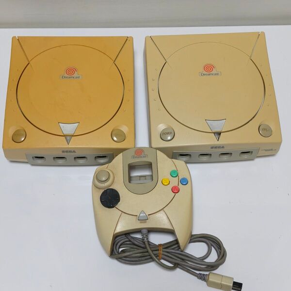 通電可 ジャンク セガ ドリームキャスト 本体2&コントローラー1 SEGA Dreamcast