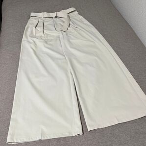 未使用 GUワイドパンツ タック パンツ