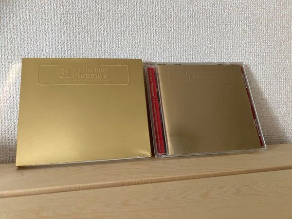 B'z The Best Pleasure プレジャー ベストアルバムCD ZERO ALONE 裸足の女神 他