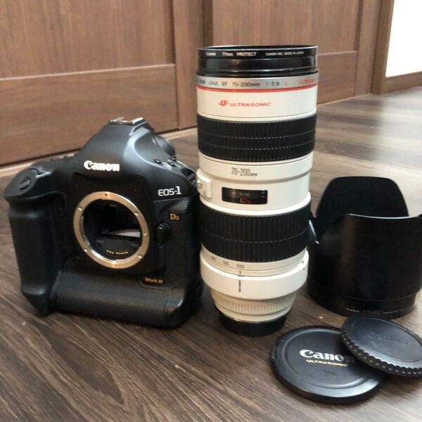 Canon EOS1Ds MarkⅢボディとEF70-200mmF2.8Lのセットにおまけ付きで送料無料
