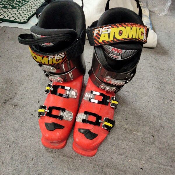 Atomic REDSTER PRO110 25.5センチ