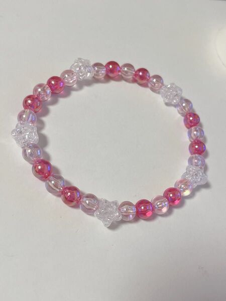 ハンドメイド ブレスレットビーズ ピンク 可愛い スター お星様 ゆめかわ 桃色 きらきら オーロラ