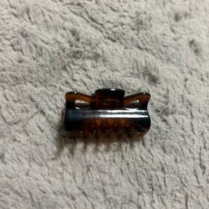 ヘアクリップ ブラウン