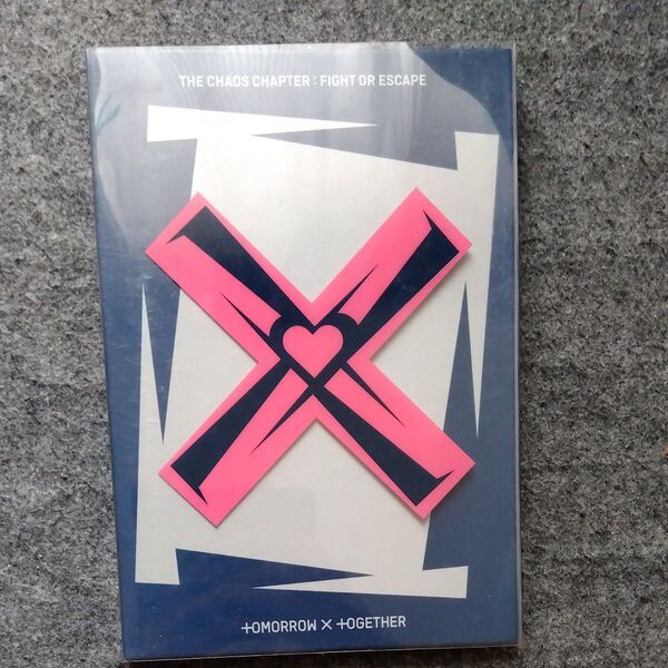 THE CHAOS CHAPTER: FIGHT OR ESCAPE (輸入盤) TOMORROWxTOGETHER