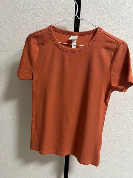 H&M リブTシャツ オレンジMサイズ