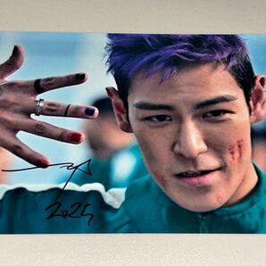 T.O.P(チェ・スンヒョン)直筆サイン スチール写真(A4サイズ)
