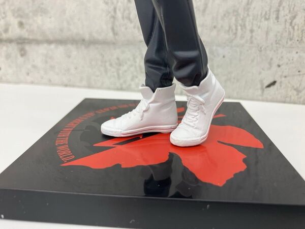 2015年 原型師:KaNA 渚カヲル フィギュア シャツ脱ぎ 半裸 学生服 バスケットシューズ 後期版 SEGA 外箱無