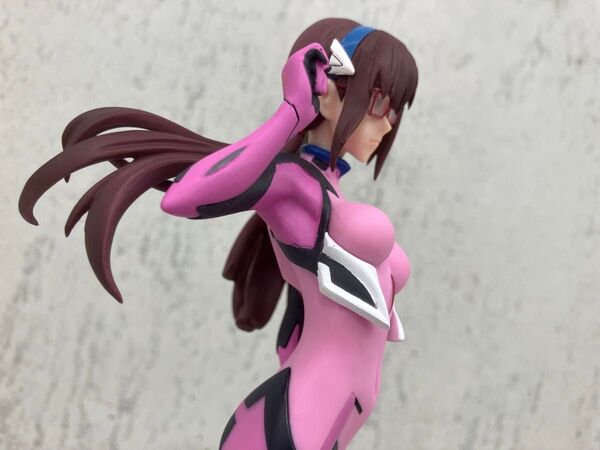 2021年 原型師:荒川貴大 真希波 マリ フィギュア 胸の大きいコネメガネ プラグスーツ 尻神 鏡面加工 SEGA 外箱無