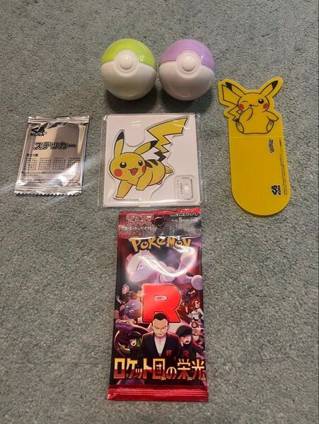 ポケットモンスター 非売品 ピカチュウアクリルスタンドなど