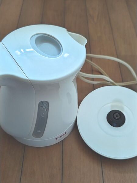 T-fal 電気ケトル 1.2L ホワイト