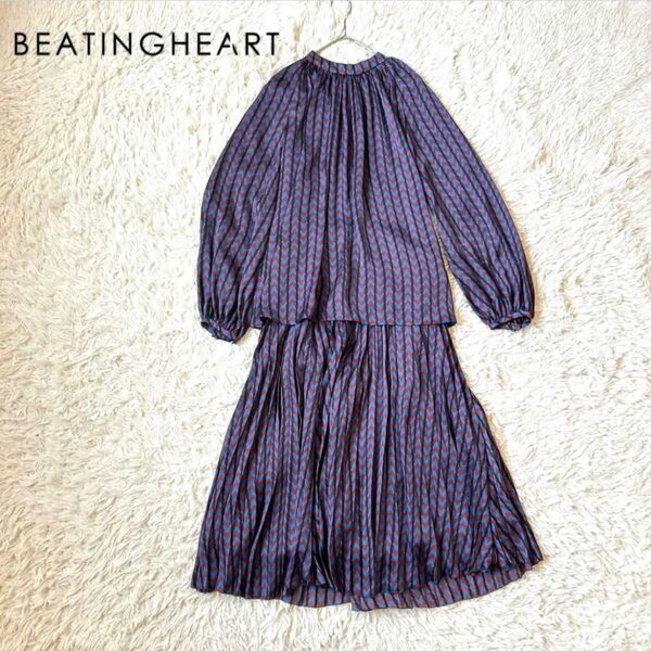 ほぼ未使用★BEATING HEART ビーティングハート スカートセットアップ 上下 総柄 イタリア製生地 フレアプリーツ