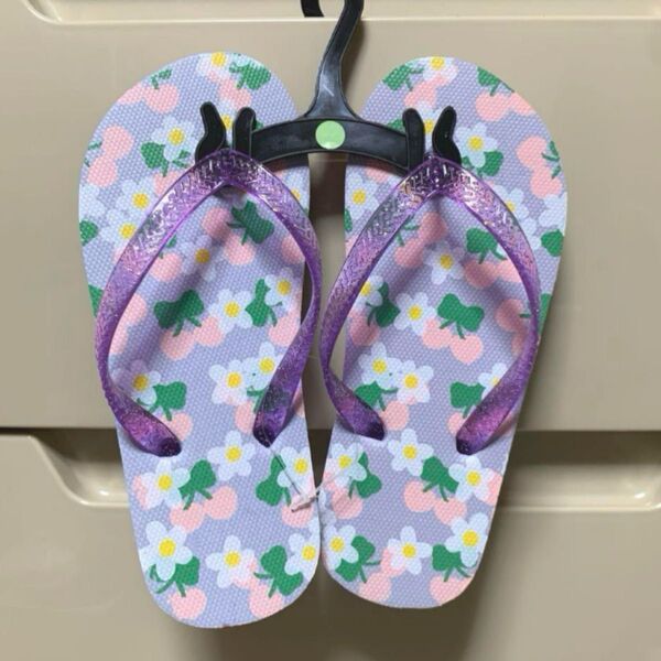 新品未使用 花柄 ビーチサンダル ビーサン 19cm パープル 紫