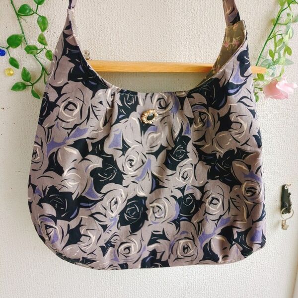 ショルダーバッグ薔薇 ハンドメイド バッグ 総柄 折りたたみ