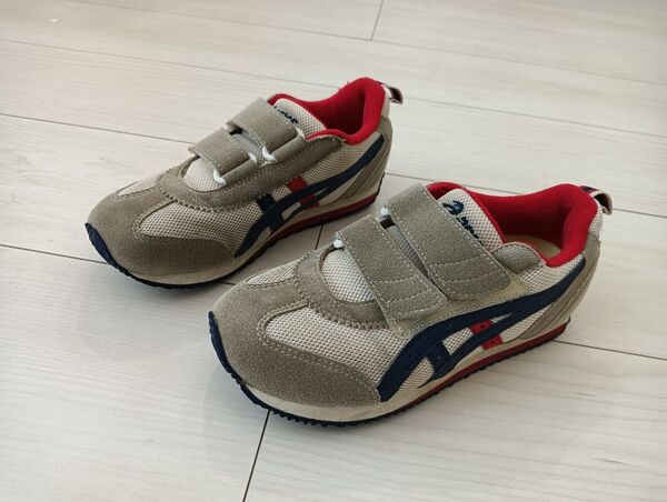 asics (アシックス) 19.5cm スニーカー