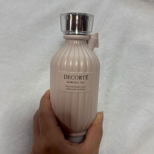 コスメデコルテ キモノユイパフュームドボディーローション 200ml