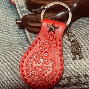 幸せを呼ぶココペリ栃木leatherキーホルダー