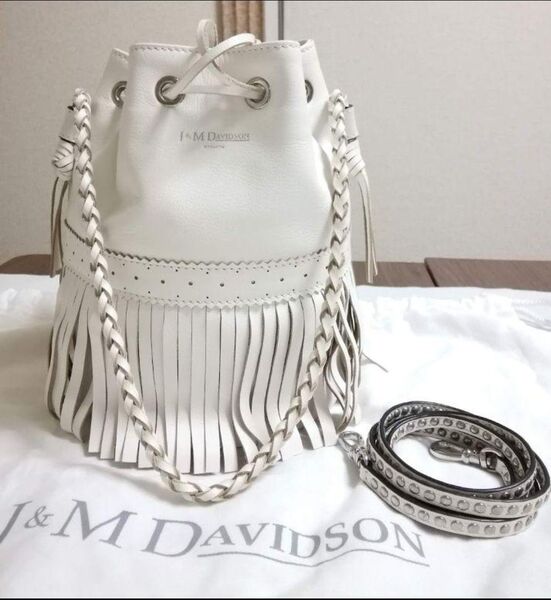 未使用近い美品。j&m davidson カーニバル 3way ショルダーバッグ