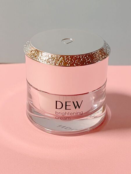 DEW ブライトニングクリーム 30g