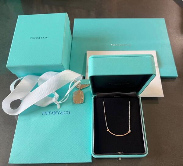 Tiffany Tスマイル ローズゴールド スモール