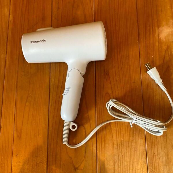 Panasonic ヘアドライヤー EH-NE5M 2025年製