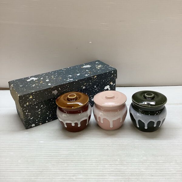 ☆ 陶器 漬物容器 蓋付 保存容器 梅干し 容器 入れ物 食器 e