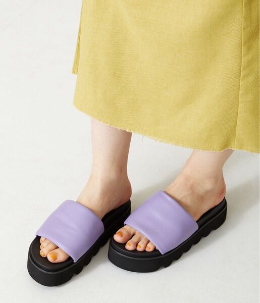美品ORiental TRafficコンフォート厚底パデットサンダル ラベンダー