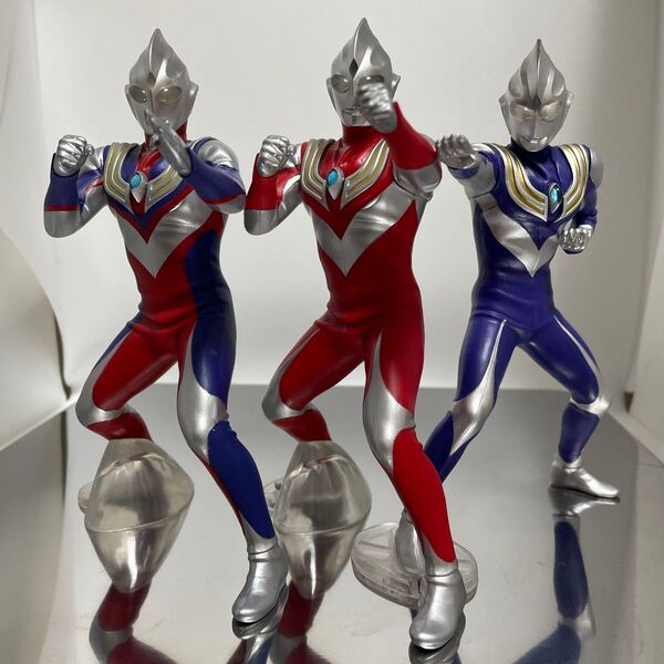 英雄勇像 ウルトラマンティガ マルチタイプ、パワータイプ、スカイタイプ 3種