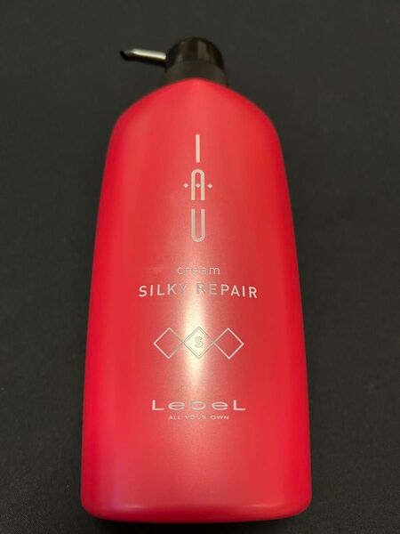 イオ クリーム シルキーリペア 600ml