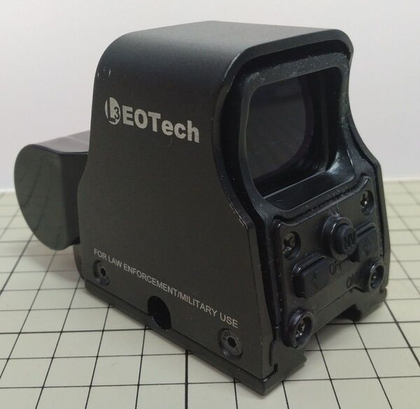 EOTech ホロサイト レプリカ レンズに傷や汚れなし 作動確認済み