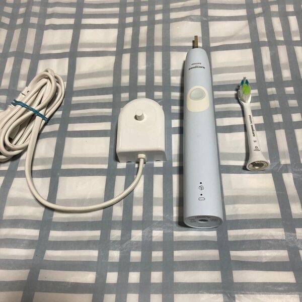 未使用、!Philips Sonicare 電動歯ブラシ本体 充電器付き