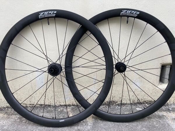 ZIPP 303 firecrest ディスク フックレス カーボンホイール シマノフリー 前後セット