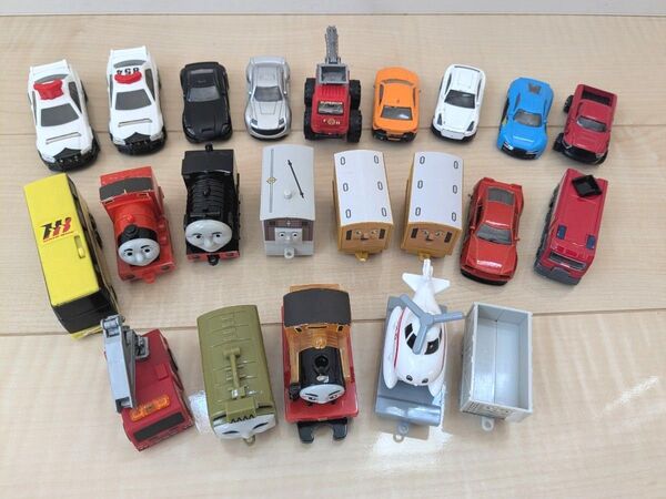 トーマスの仲間 ミニカー おもちゃ ハロルド パトカー 22点まとめ出品 車のおもちゃ