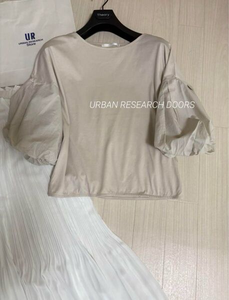 *URBAN RESEARCH DOORS*バルーン袖カットソー デザイン アーバンリサーチドアーズ レディーストップス ブラウス