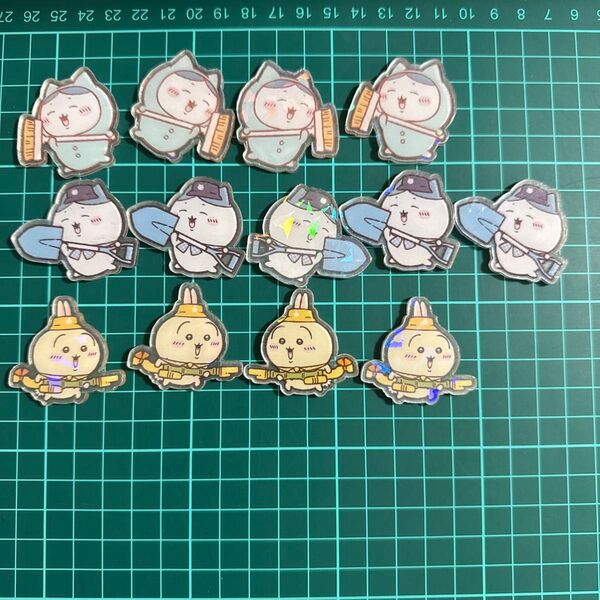 在庫更新 新作 ちいかわ アクリル4cm