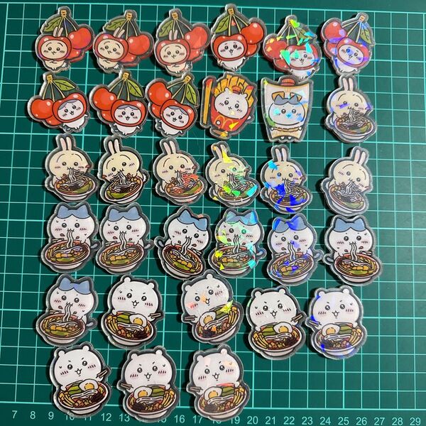 再入荷 ちいかわ アクリル4cm