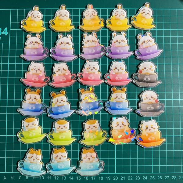 再入荷 ちいかわ アクリル4cm
