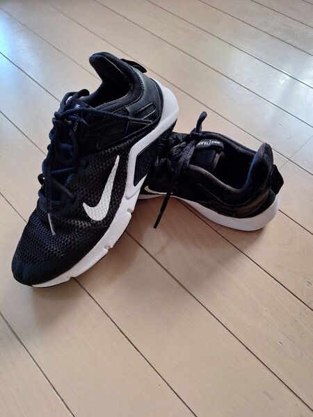 NIKE スニーカー 23.5