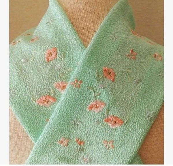 半衿 刺繍 正絹 和装小物 着物 薄緑 ピンク 値下げ不可