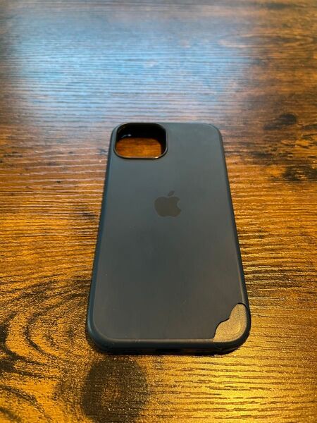 Apple純正 iPhone13 mini シリコンケース MagSafe対応