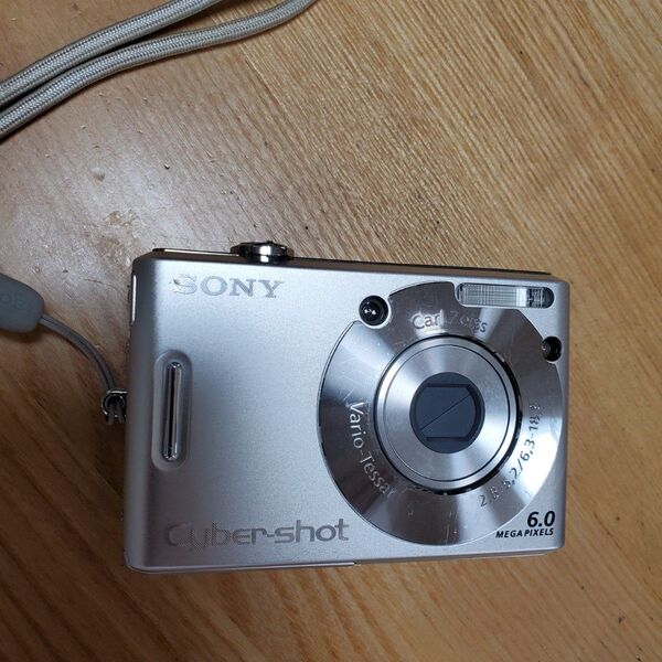 SONY Cyber-shot デジタルカメラ DSC-W30