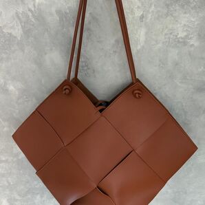 【美品】編み込みトートバッグ ブラウン