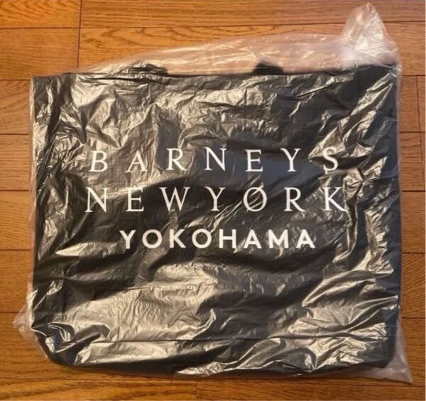 完売品 BARNEYS NEW YORK バーニーズニューヨーク ロゴ入り トートバッグ "YOKOHAMA" 黒 ブラック