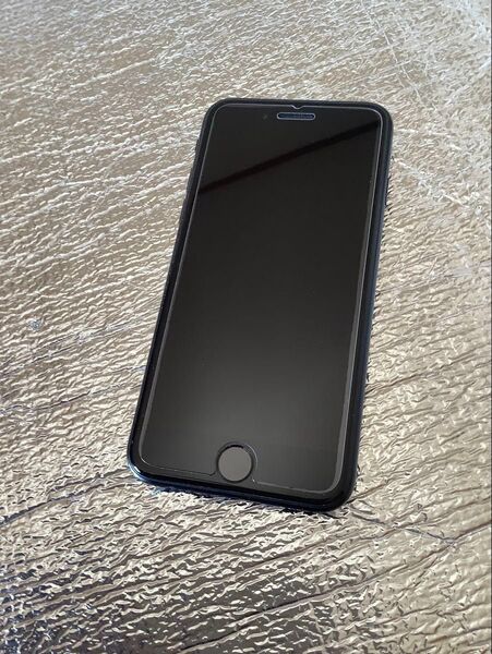 iPhone SE 第2世代 ブラック 容量64 GB バッテリー99% 美品 価格大幅改定