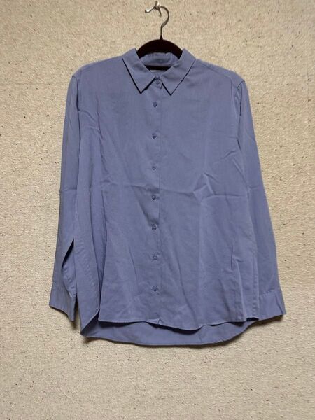 ■ユニクロ レディース レーヨンシャツ 439730 水色シャツ