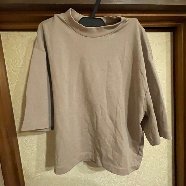 GU Tシャツ クルーネック 半袖 Mサイズ