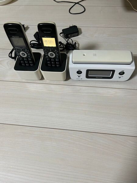 パイオニア Pioneerコードレス電話機 TF-LU165-W 子機2台付
