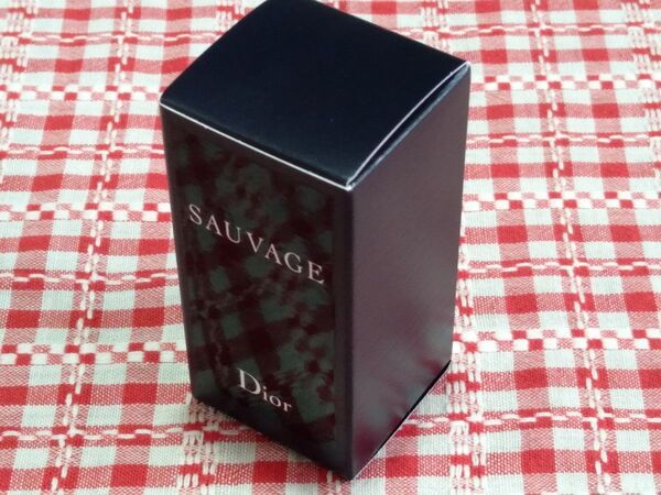Dior SAUVAGE ソヴァージュ オードゥ トワレ 10ml